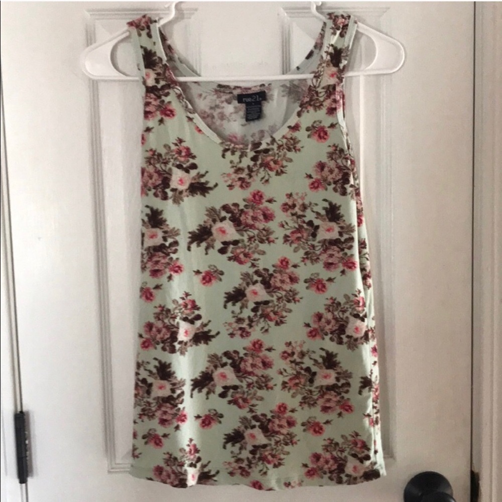 Rue21 green and pink flowered tank top